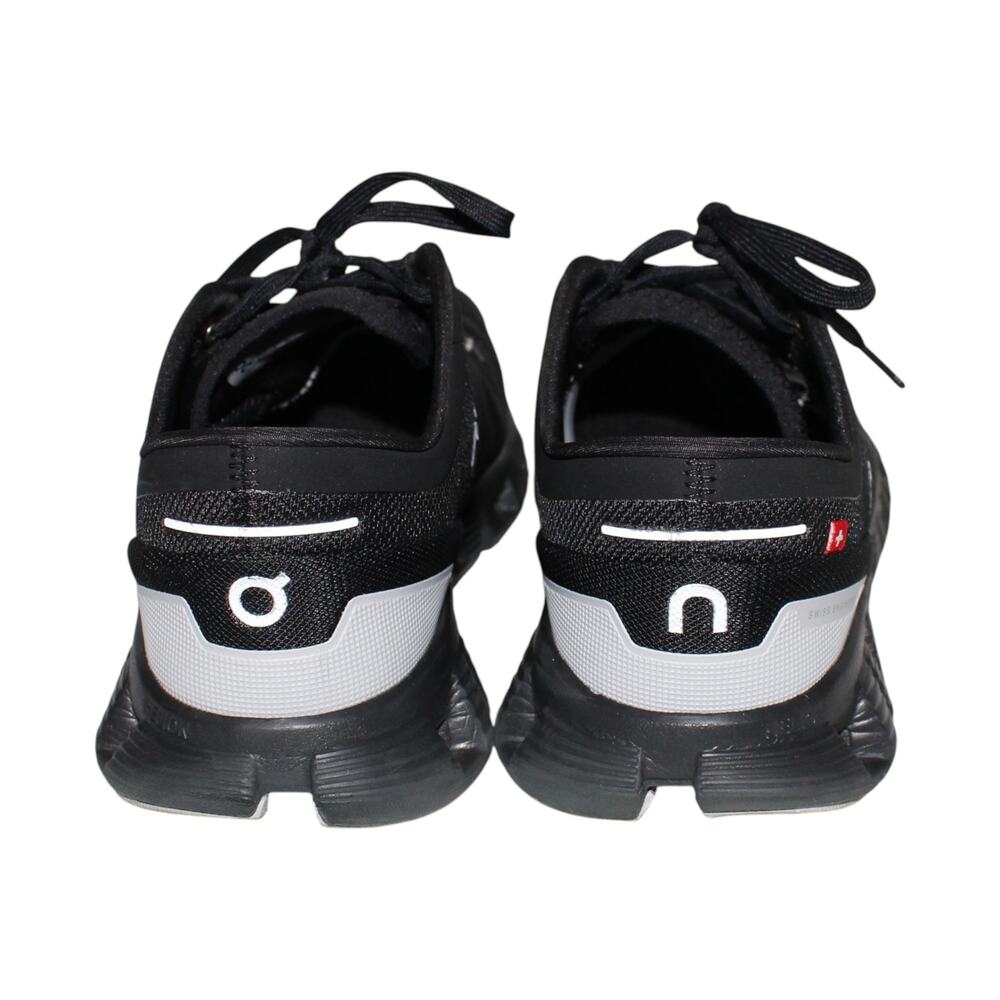 On Cloud X 3 in Black Size 8 - Picture 4 of 6
